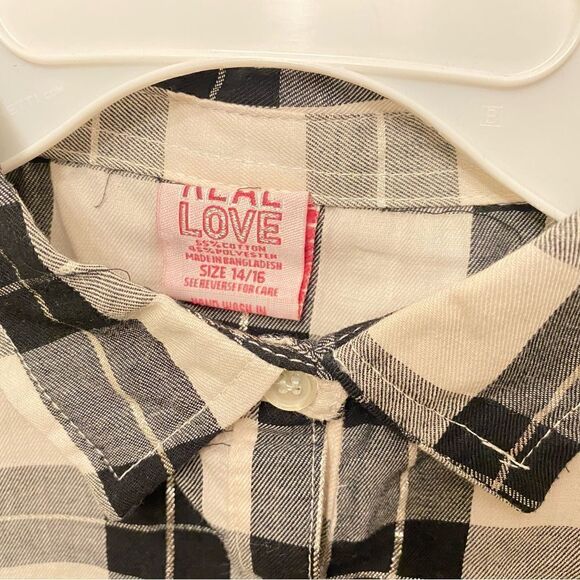🛍️Real Love Girls Plaid Button Down long sleeve flannel shirt Size:10/12 &14/16 - Picture 3 of 10